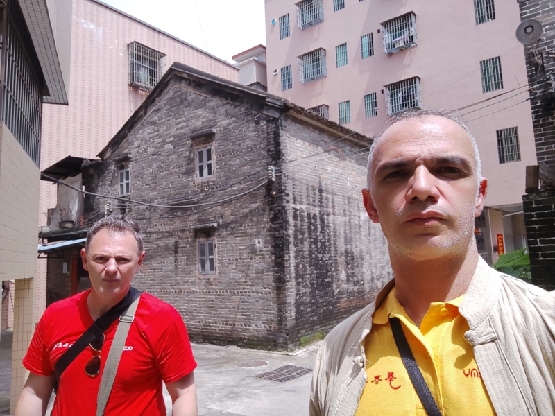 hong kong kung fu academy di Sifu Salvatore Mezzone, arti marziali wing chun, weng chun GM Michael Tang, tai chi quan, sanda e sport da combattimento, shaolin cina (2)